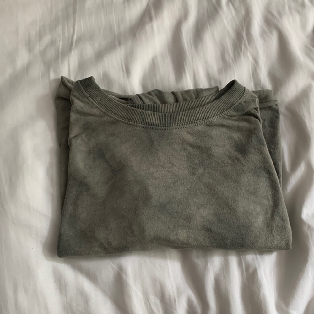Long sleeve tshirt